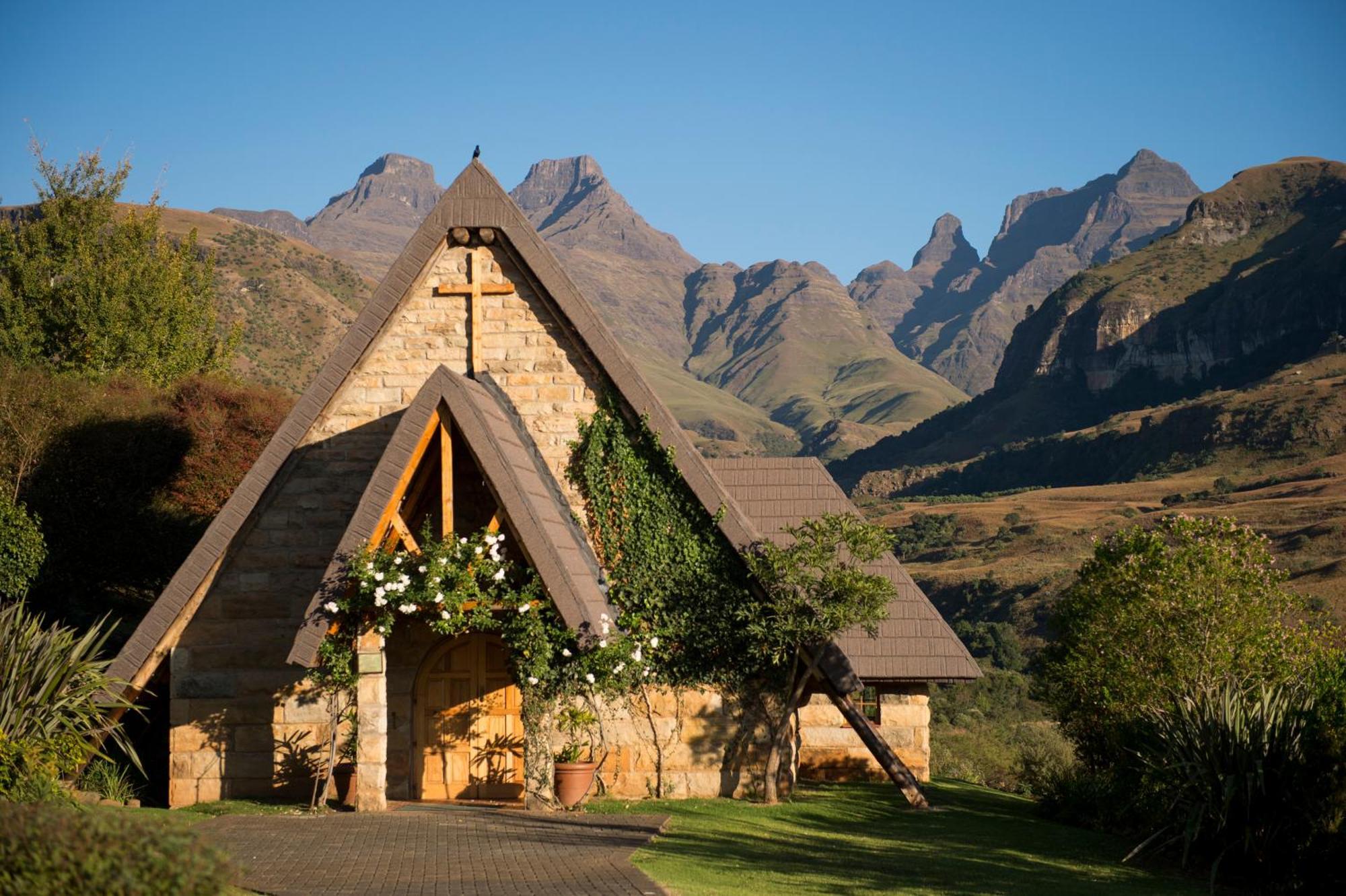 Cathedral Peak Hotel Winterton Eksteriør bilde