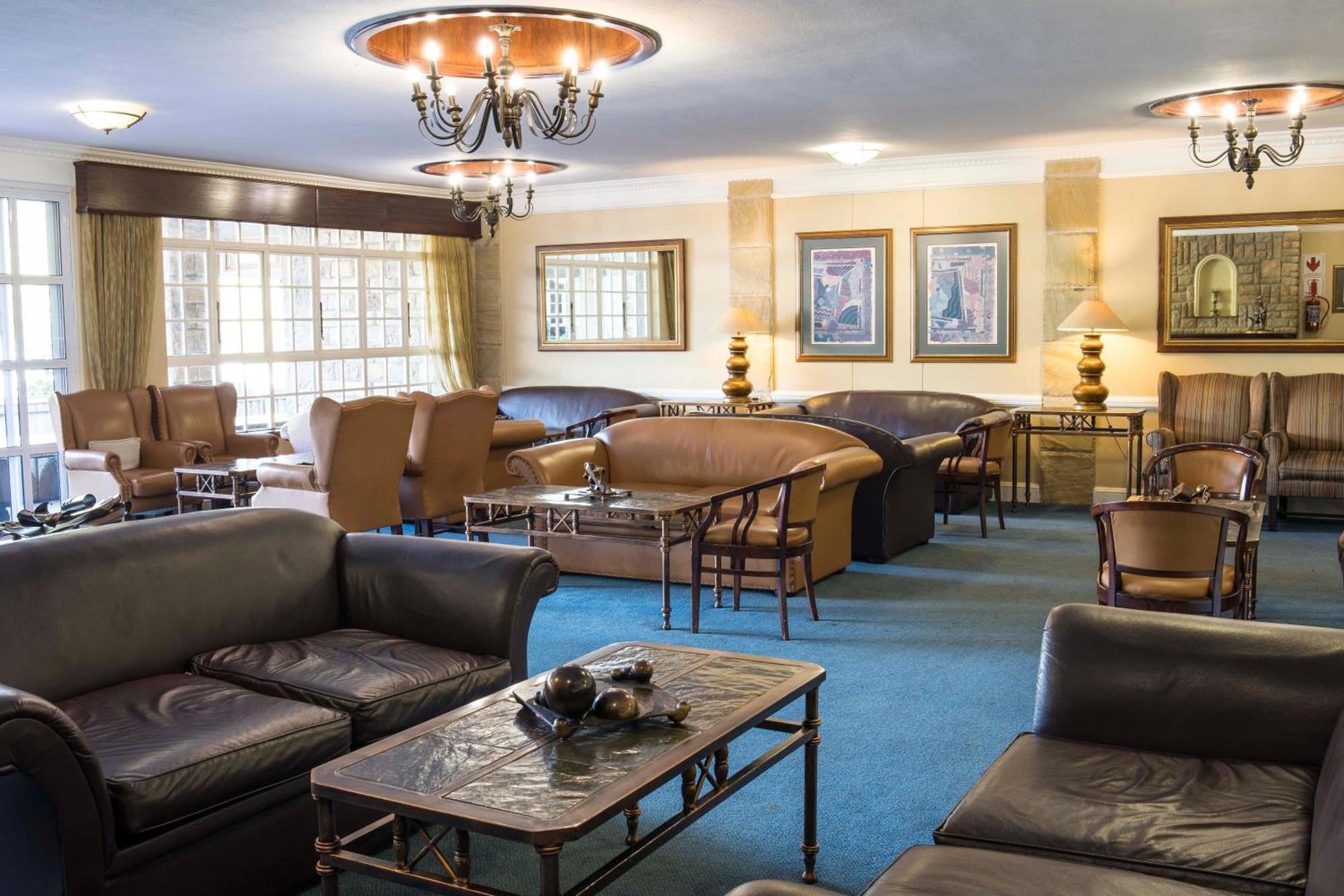 Cathedral Peak Hotel Winterton Eksteriør bilde