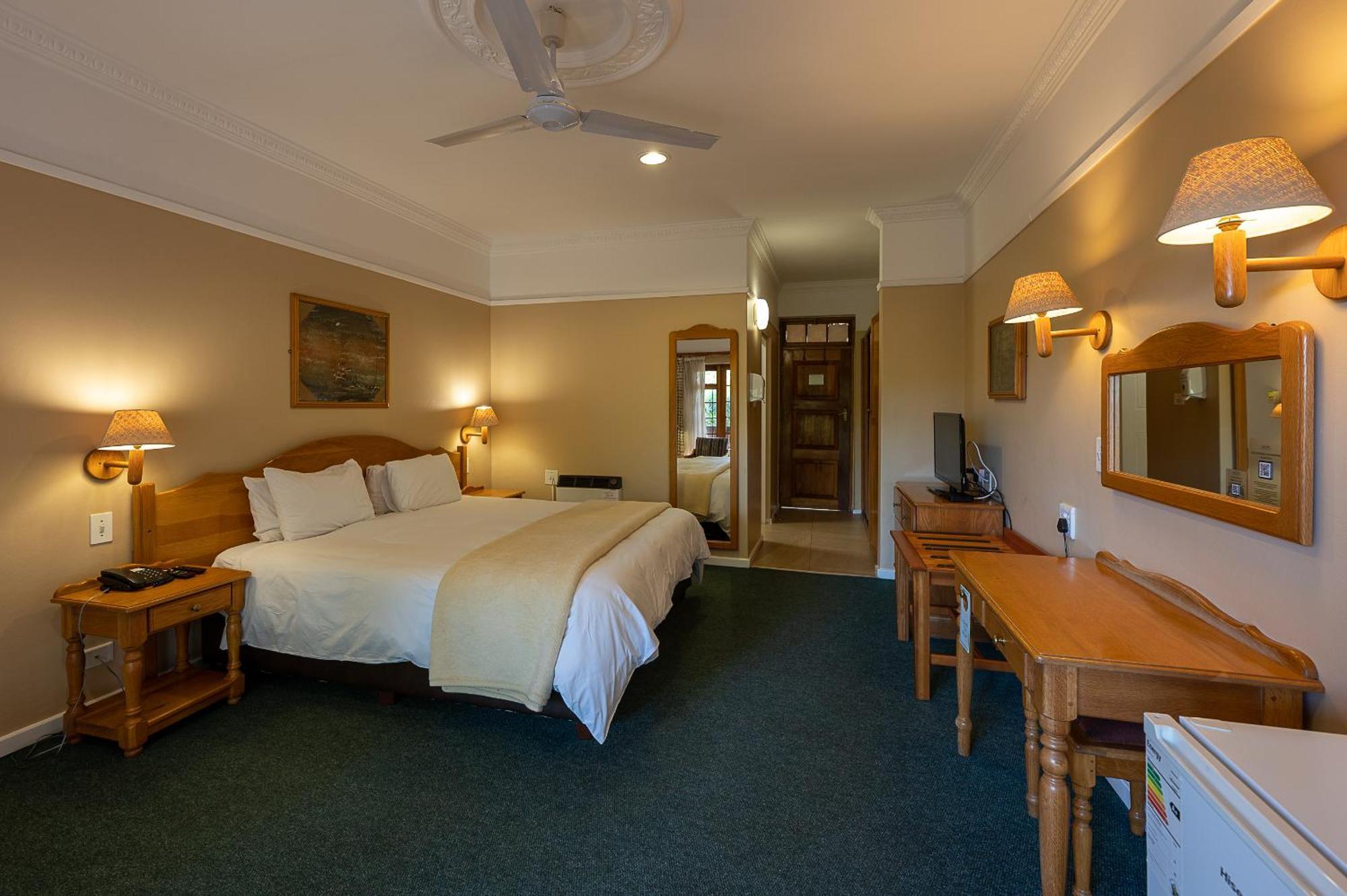 Cathedral Peak Hotel Winterton Eksteriør bilde