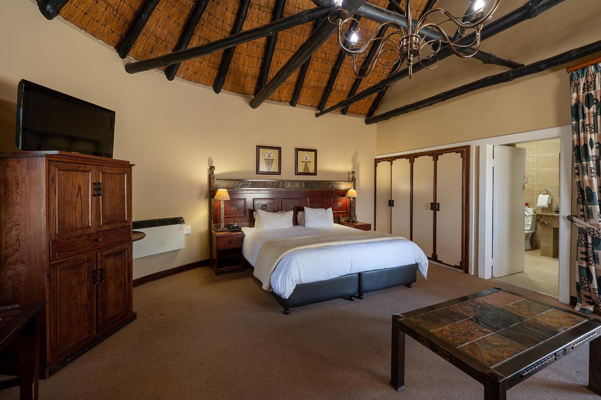 Cathedral Peak Hotel Winterton Rom bilde